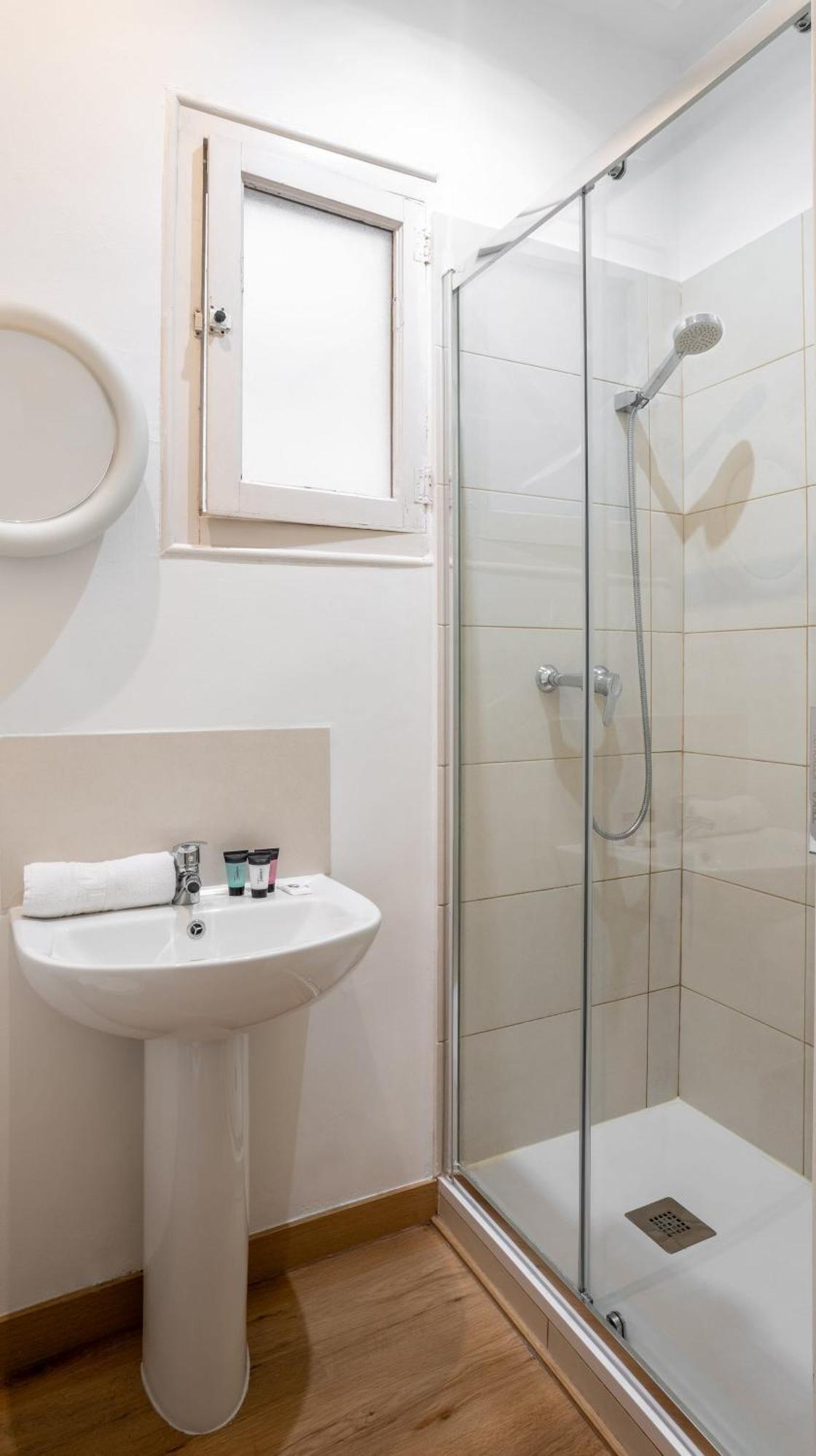 Paseo St Joan Classic 4bd For 10 Guests Apartamento Barcelona